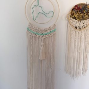 Atrapasueños Malva hechos 100% a mano y sostenible