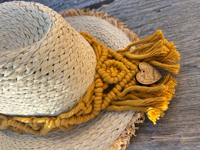 Sombrero Alma hecho a mano 100 %