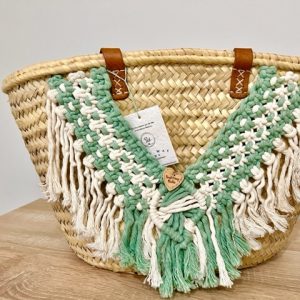 Capazo Saloobin hecho a mano