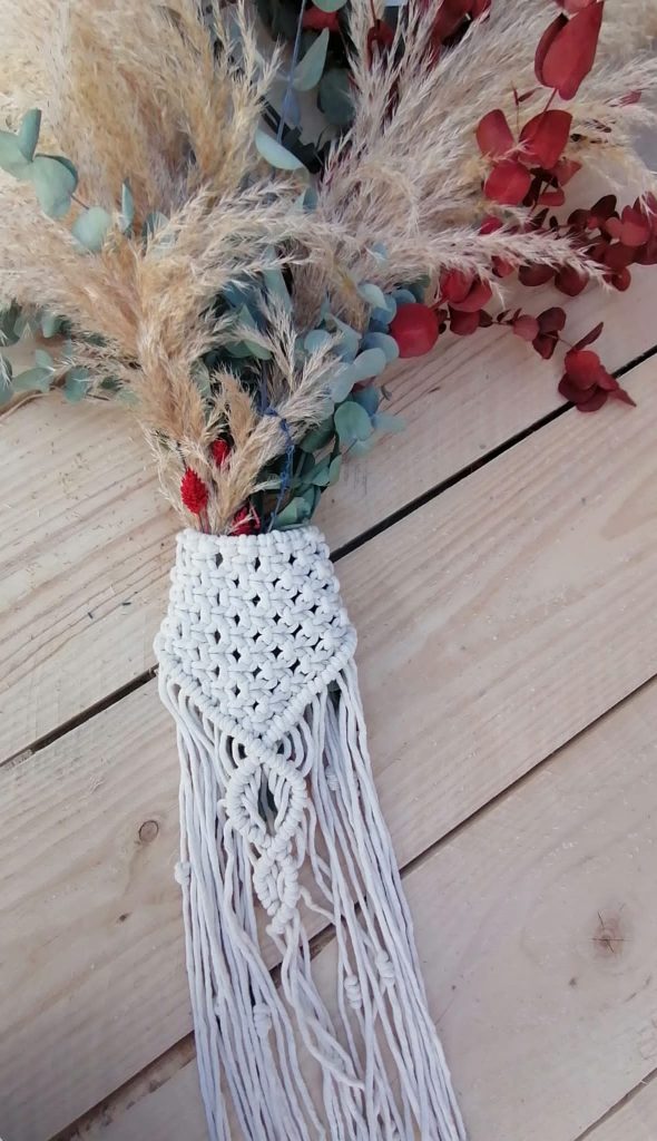 Empuñaduras ramo de novias Harusi hechas a mano y sostenible. Bodas