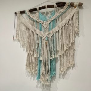 Tapices de macrame hechos a mano y sostenible. Moda sostenible