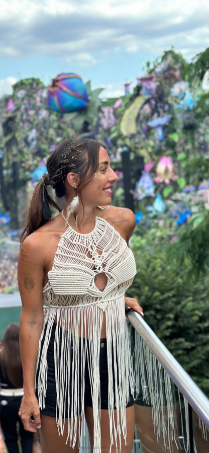 Top macrame hecho a mano Tomorrowland